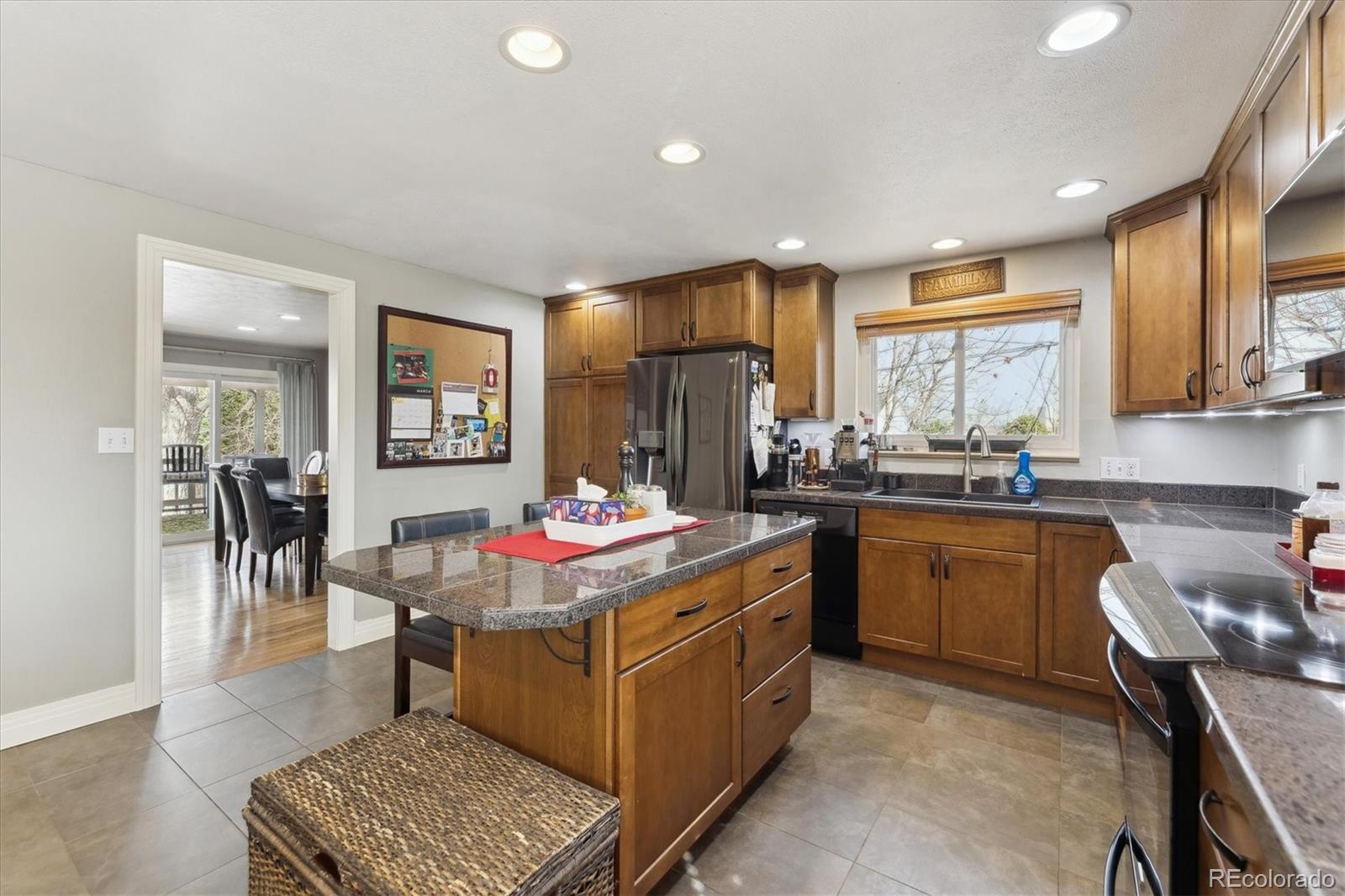 MLS Image #12 for 6107  xenon street,arvada, Colorado