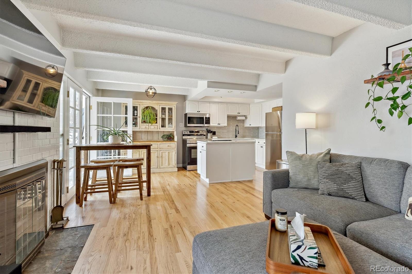 MLS Image #6 for 33 n corona street 401,denver, Colorado