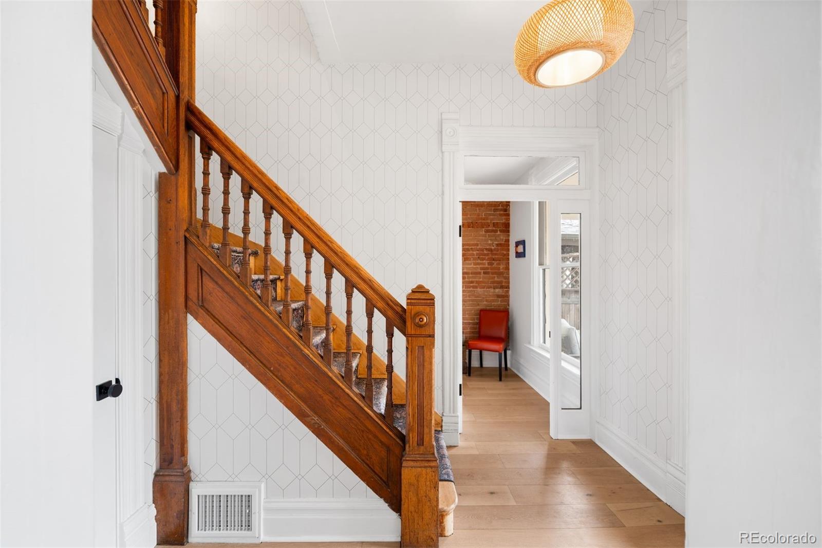 MLS Image #17 for 245 w 4th avenue,denver, Colorado