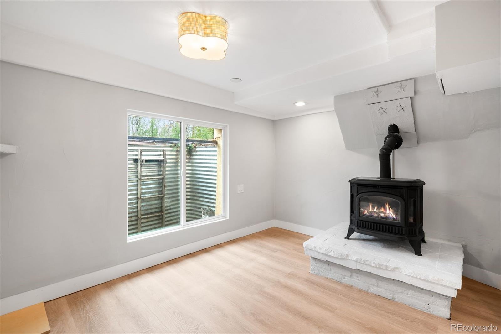 MLS Image #34 for 245 w 4th avenue,denver, Colorado