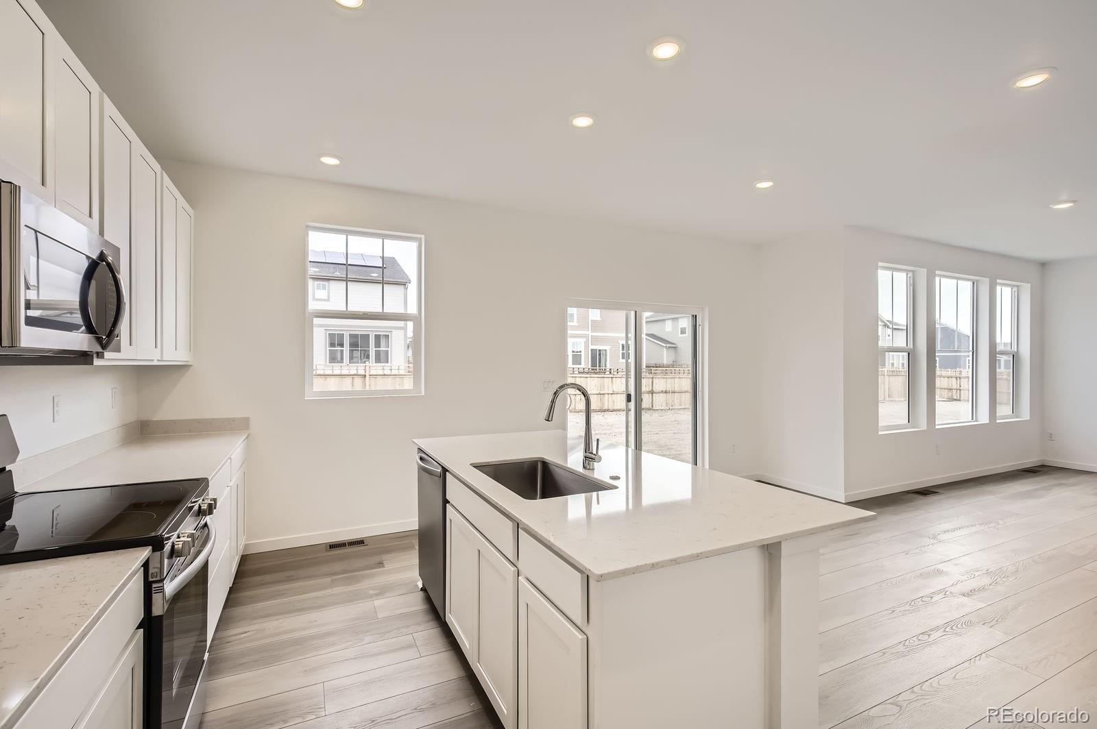 MLS Image #3 for 4283  shirley drive,johnstown, Colorado