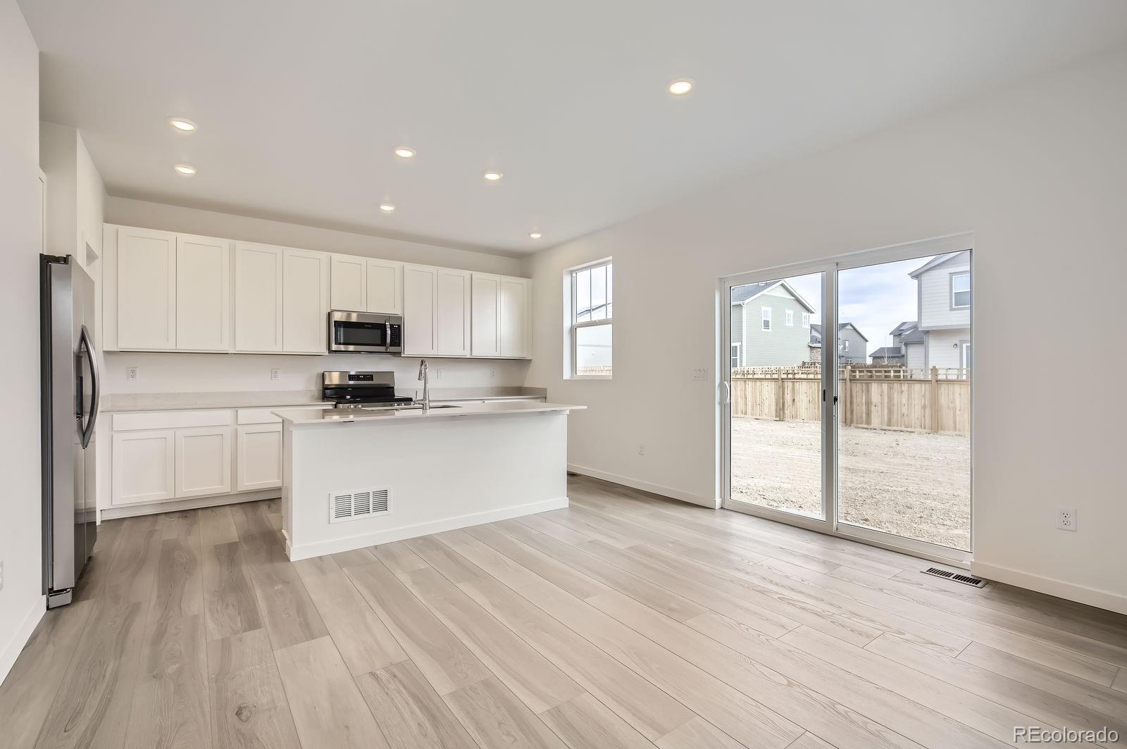 MLS Image #4 for 4283  shirley drive,johnstown, Colorado