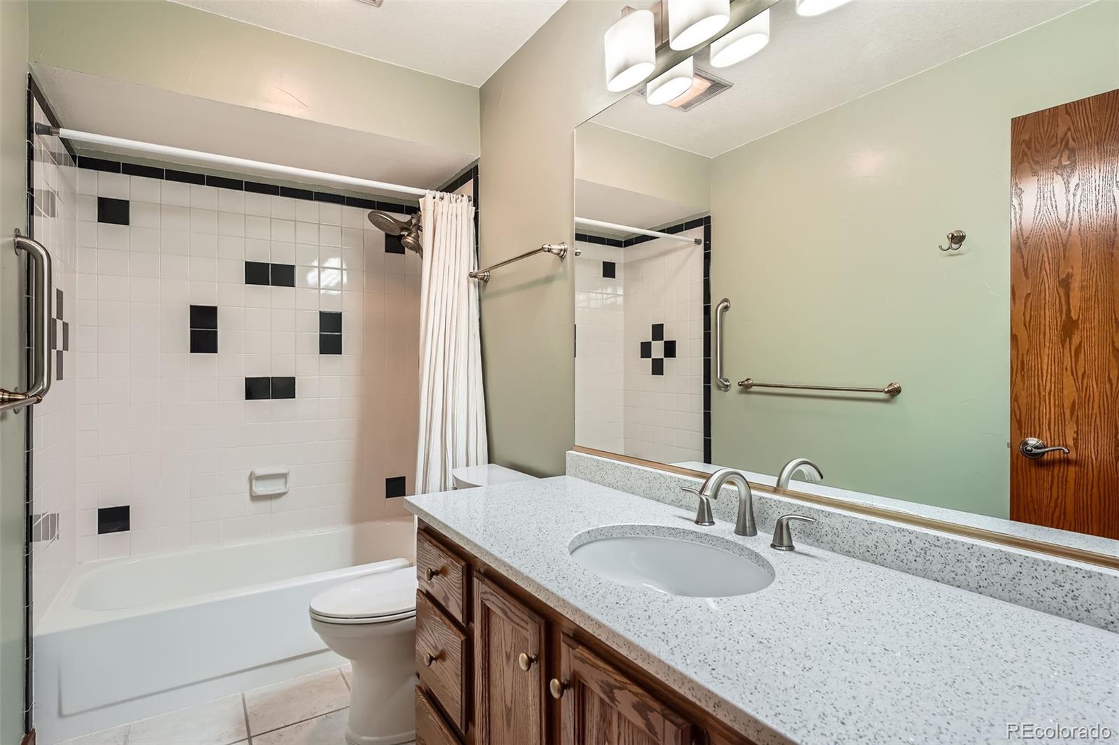 MLS Image #17 for 1408 w briarwood avenue,littleton, Colorado