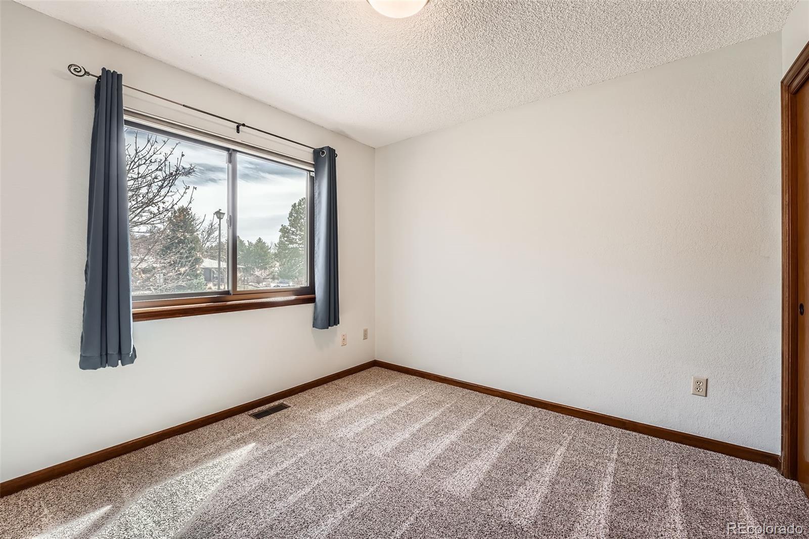 MLS Image #18 for 1408 w briarwood avenue,littleton, Colorado
