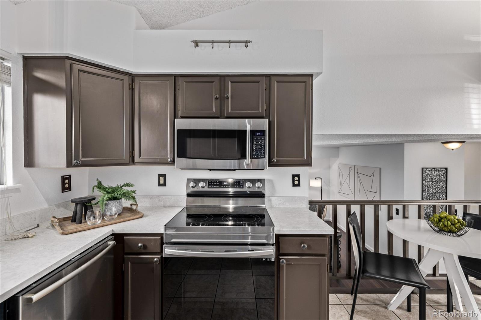 MLS Image #19 for 7586  halleys drive,littleton, Colorado