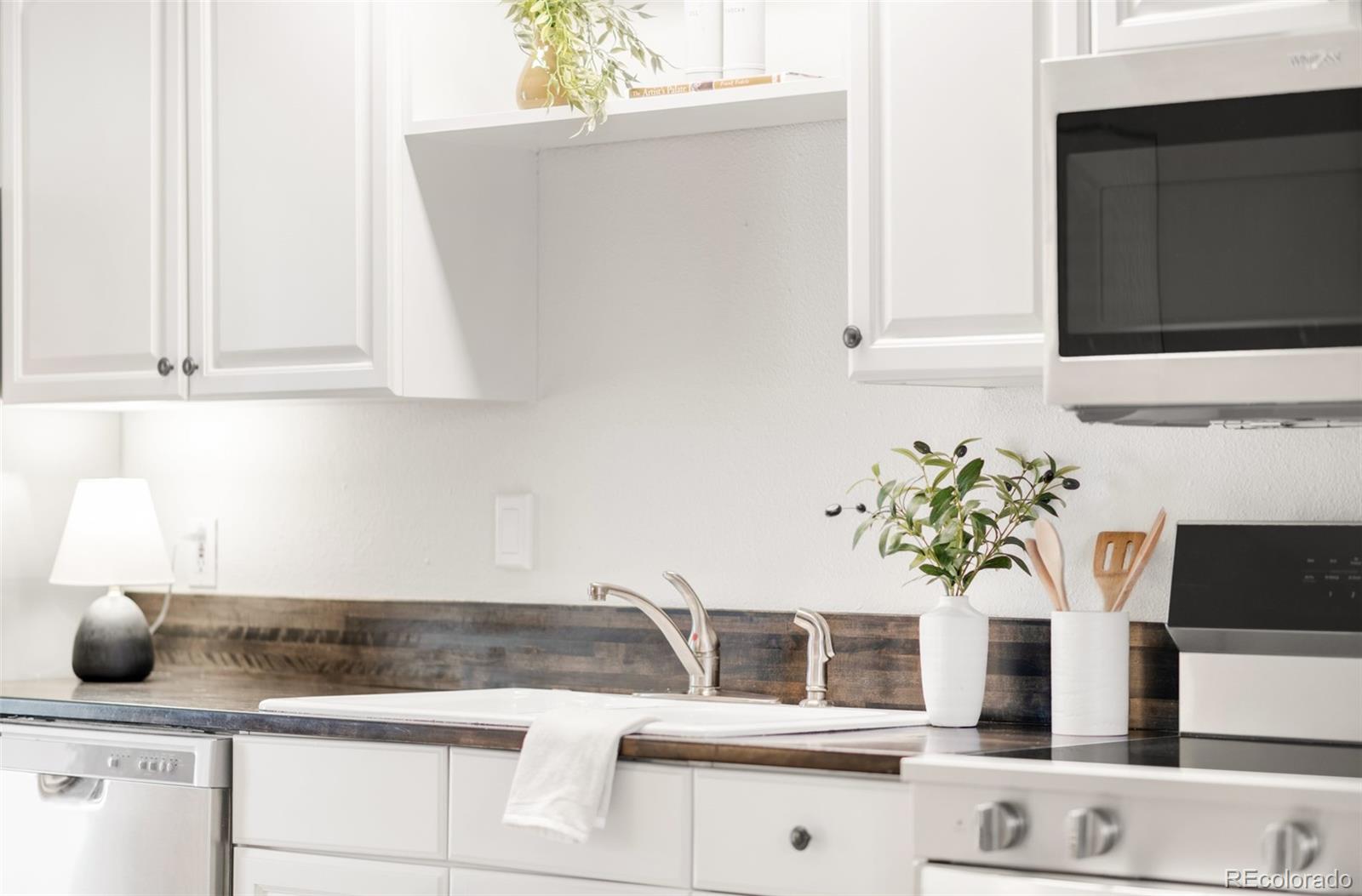 MLS Image #13 for 155 s pennsylvania street,denver, Colorado