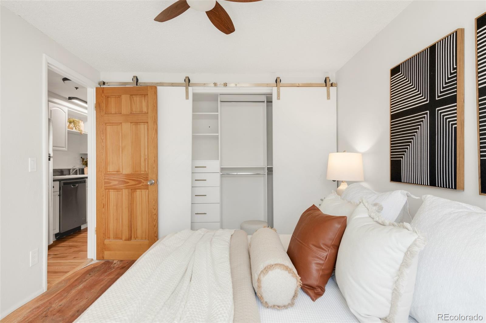 MLS Image #19 for 155 s pennsylvania street,denver, Colorado