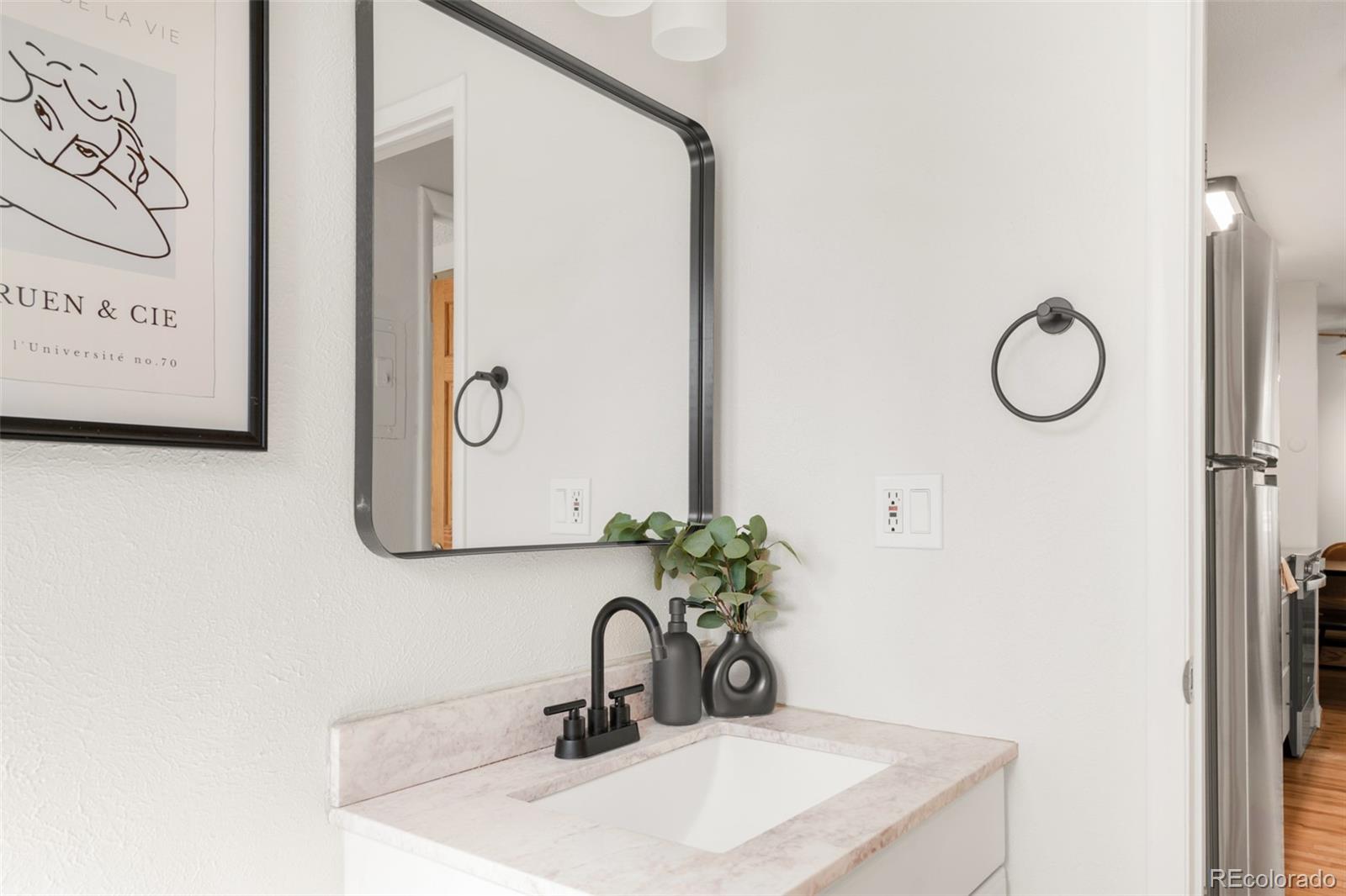MLS Image #22 for 155 s pennsylvania street,denver, Colorado