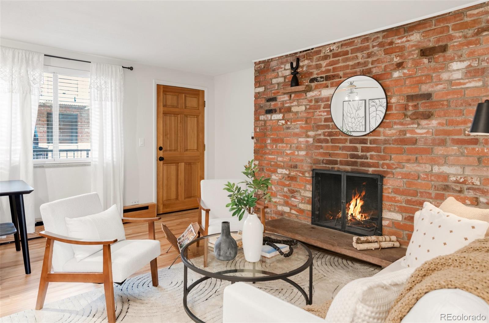 MLS Image #5 for 155 s pennsylvania street,denver, Colorado