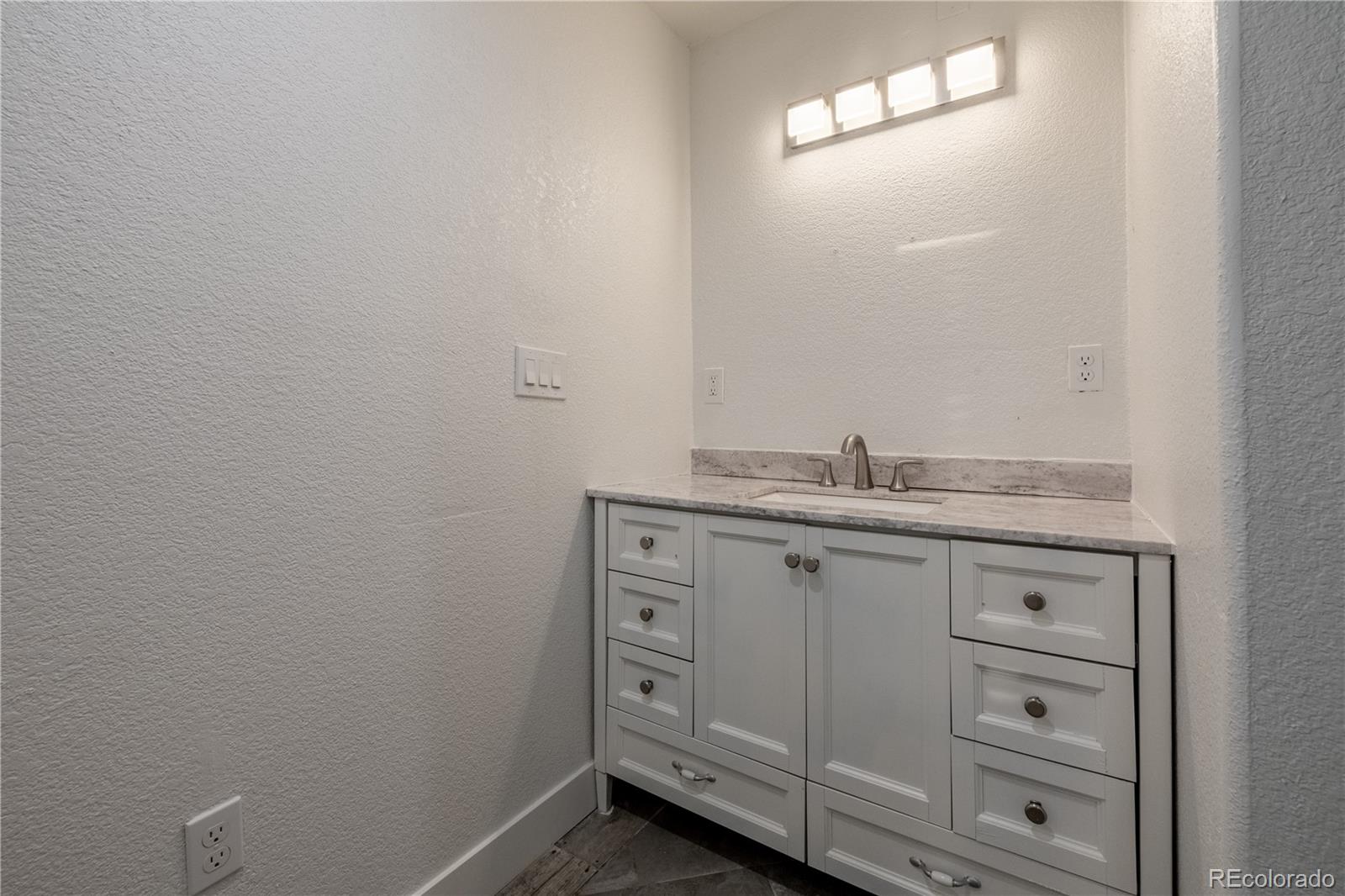 MLS Image #18 for 69101 e 72nd avenue,byers, Colorado