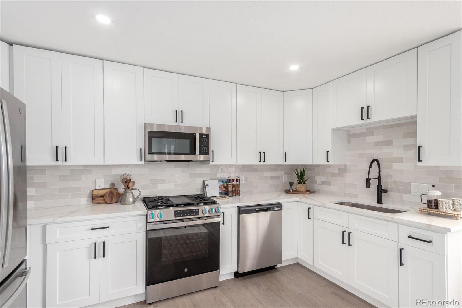 CMA Image for 740  moline street,Aurora, Colorado