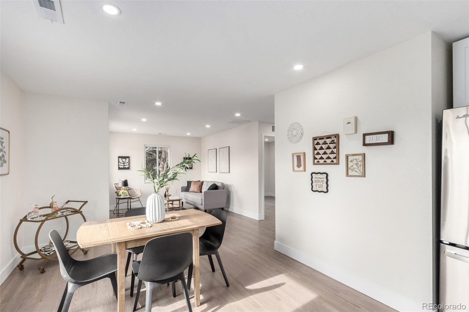 MLS Image #4 for 855  newark street,aurora, Colorado