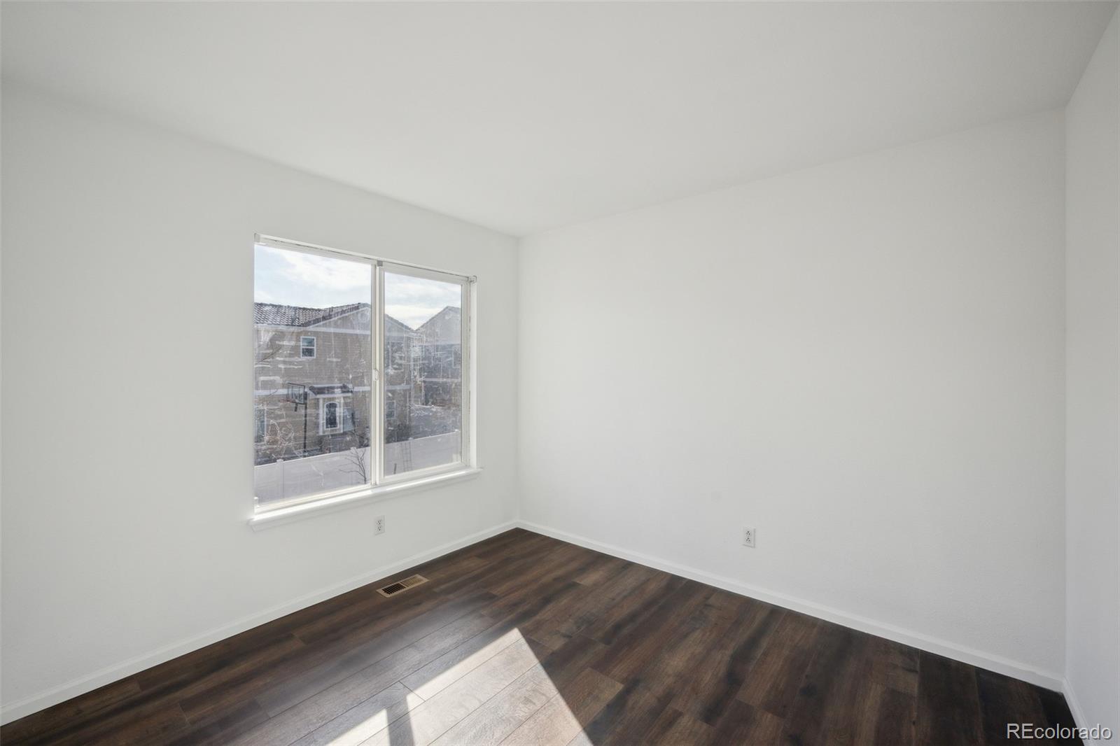 MLS Image #15 for 5202  cathay street,denver, Colorado