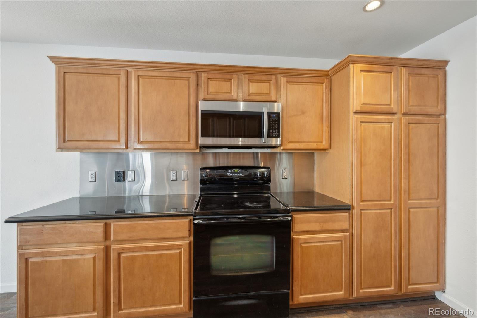 MLS Image #9 for 5202  cathay street,denver, Colorado