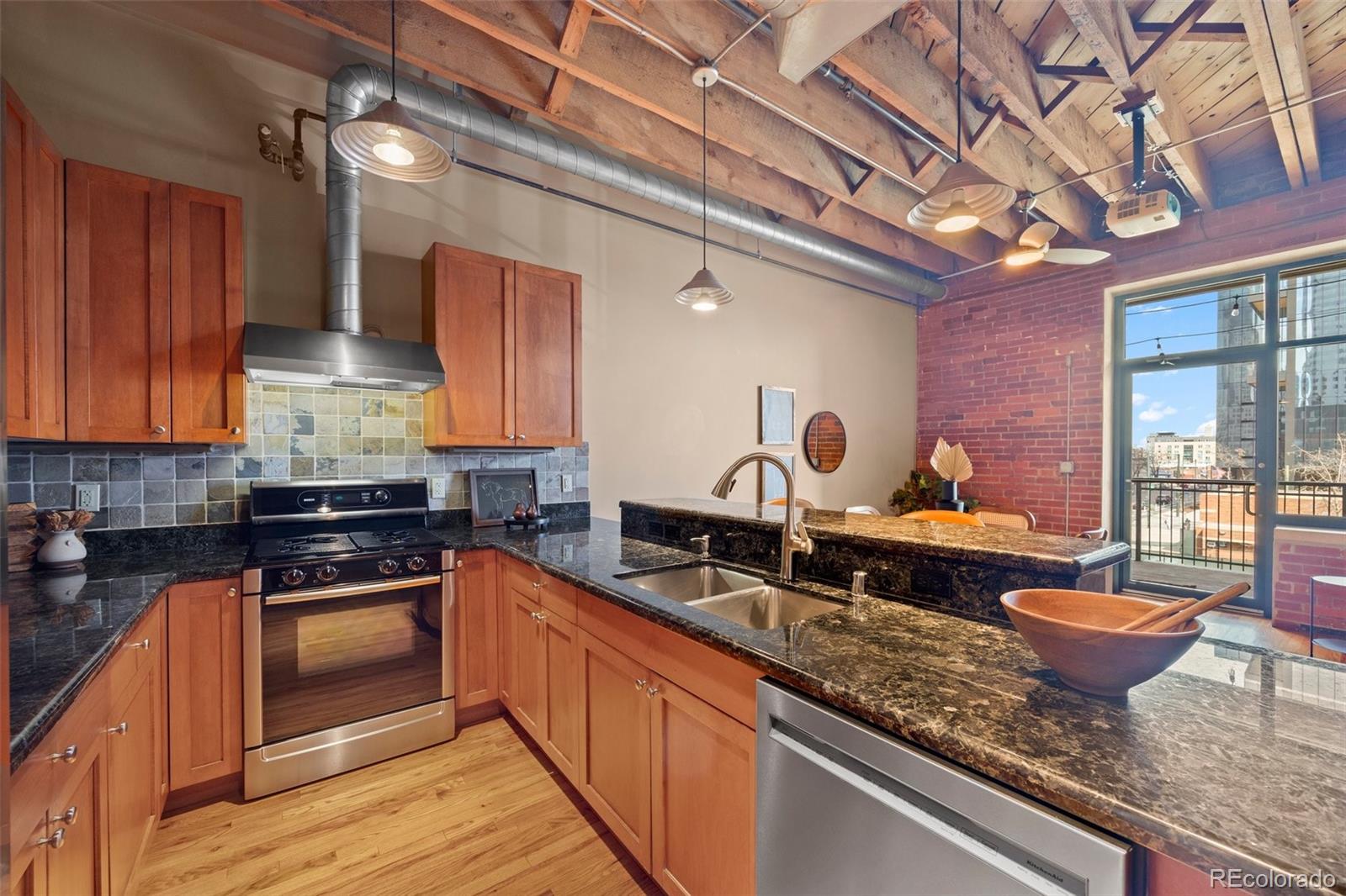 MLS Image #9 for 1800  lawrence street,denver, Colorado