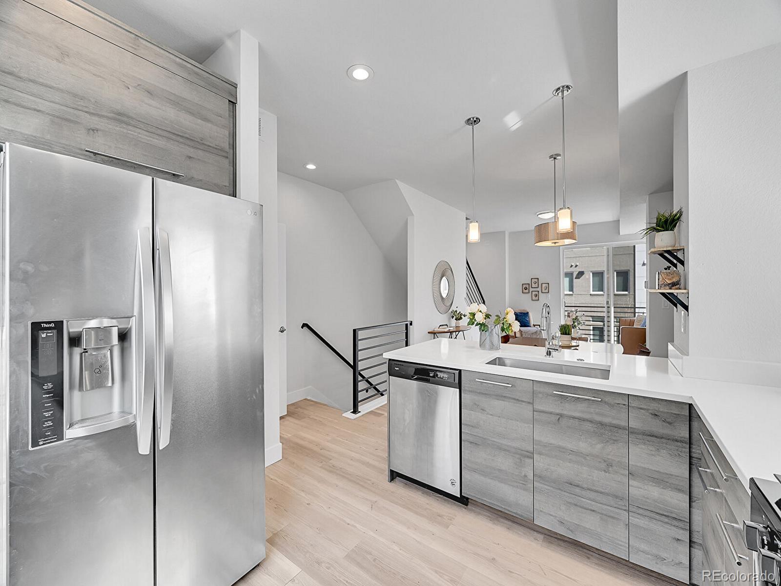 MLS Image #4 for 1007  chase street,lakewood, Colorado