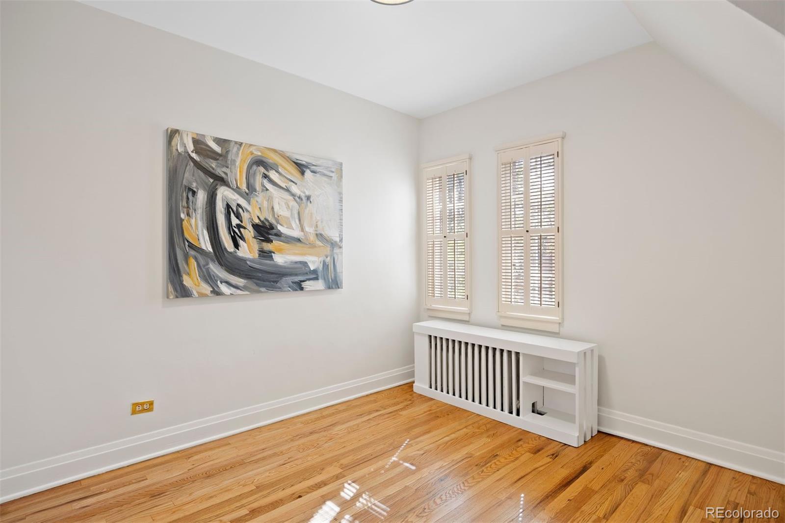 MLS Image #23 for 1960  hudson street,denver, Colorado