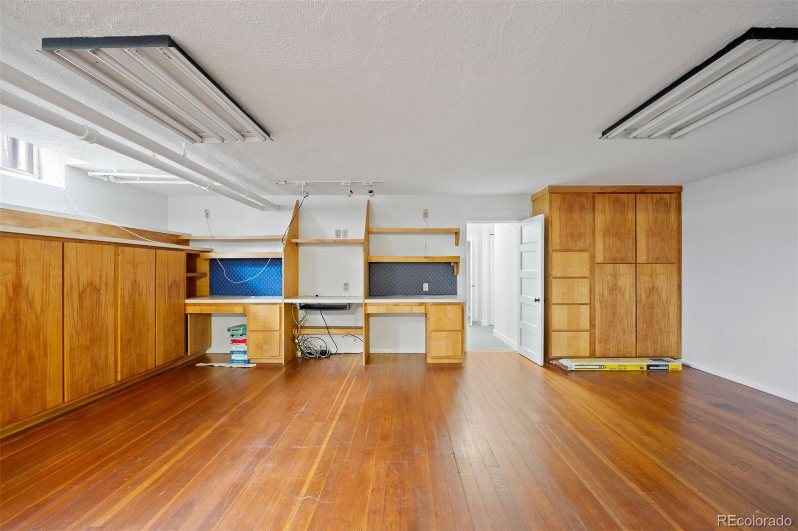 MLS Image #27 for 1960  hudson street,denver, Colorado