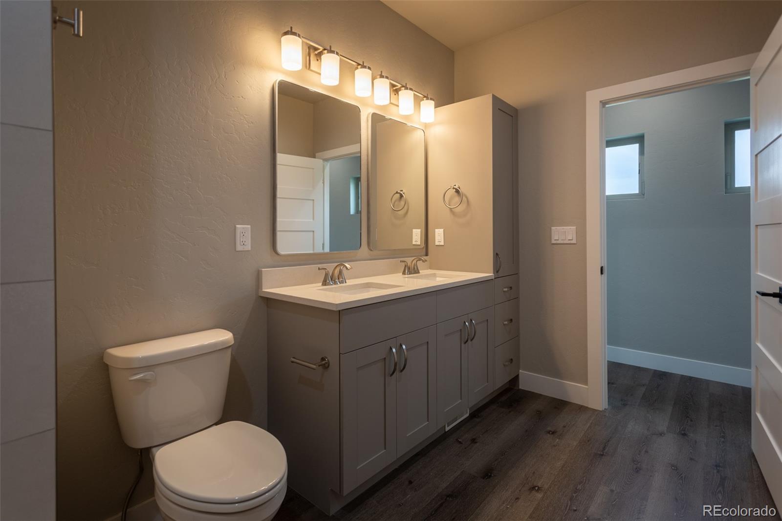 MLS Image #37 for 118  southside loop,salida, Colorado