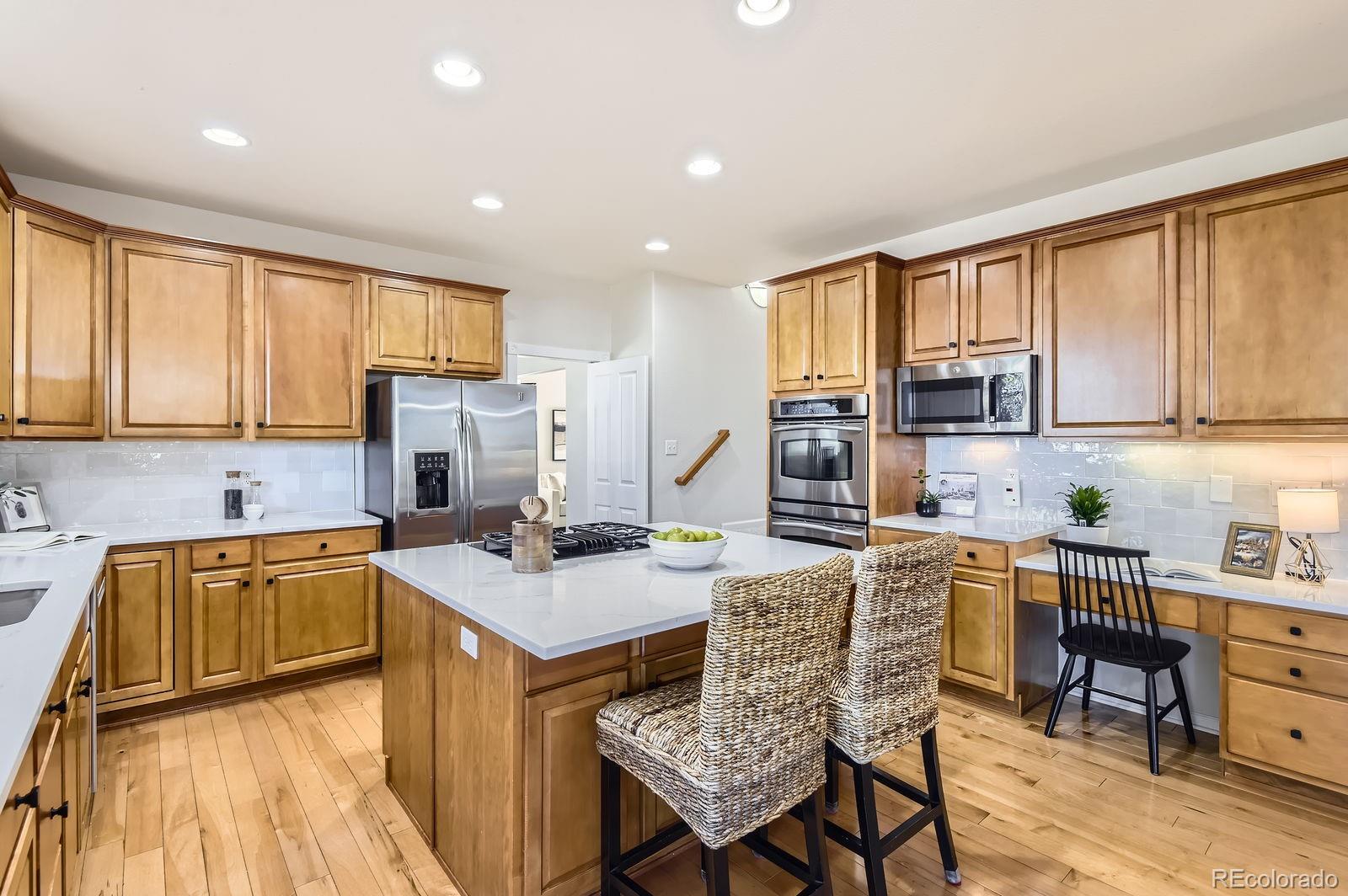 MLS Image #14 for 10726  amesbury way,highlands ranch, Colorado