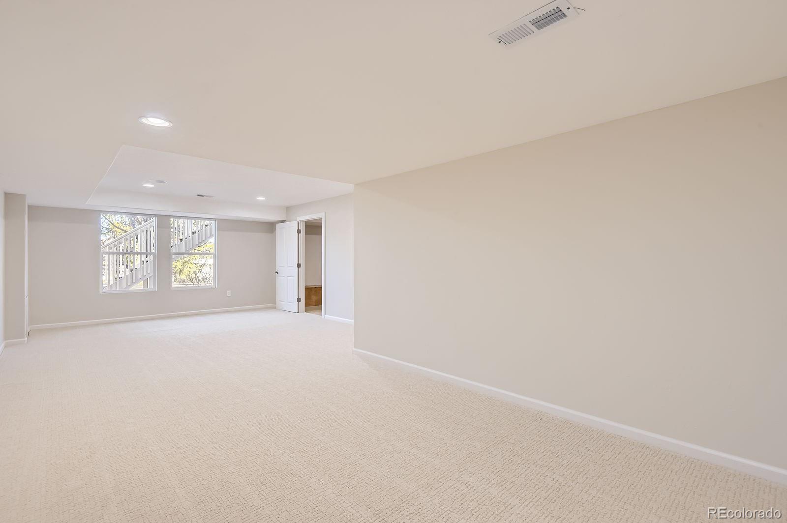MLS Image #32 for 10726  amesbury way,highlands ranch, Colorado