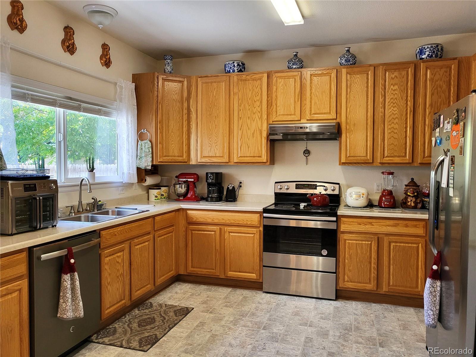 MLS Image #6 for 3554 s jebel circle,aurora, Colorado