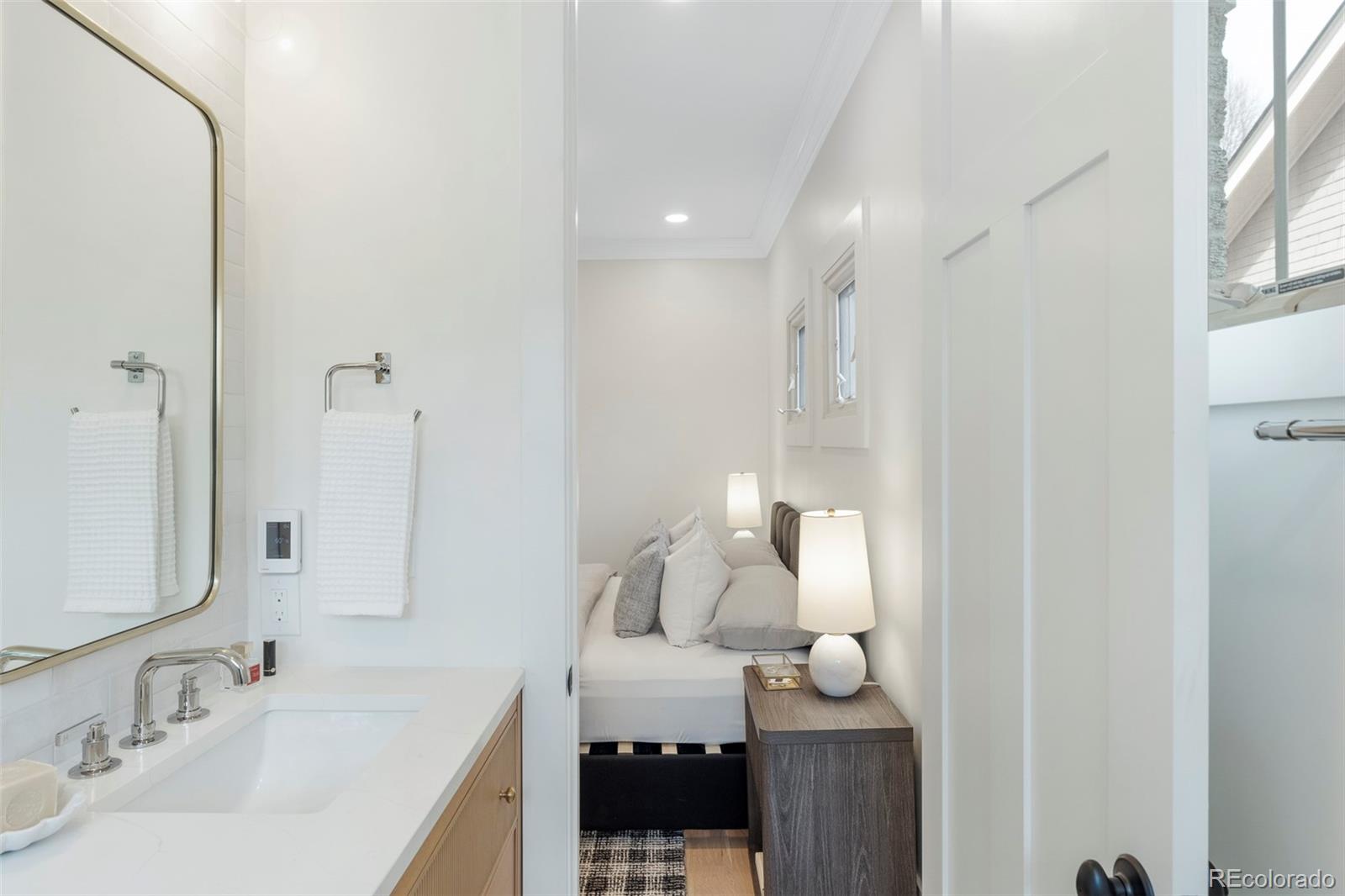 MLS Image #17 for 764 s corona street,denver, Colorado