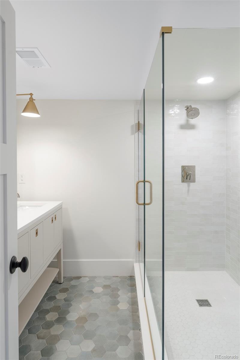 MLS Image #28 for 764 s corona street,denver, Colorado