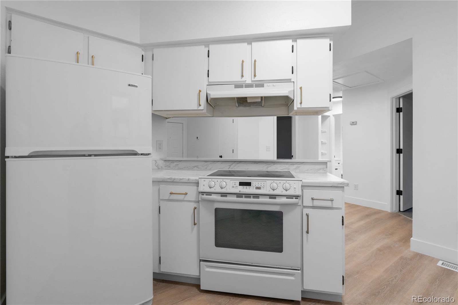MLS Image #10 for 4552 s buckley way,aurora, Colorado