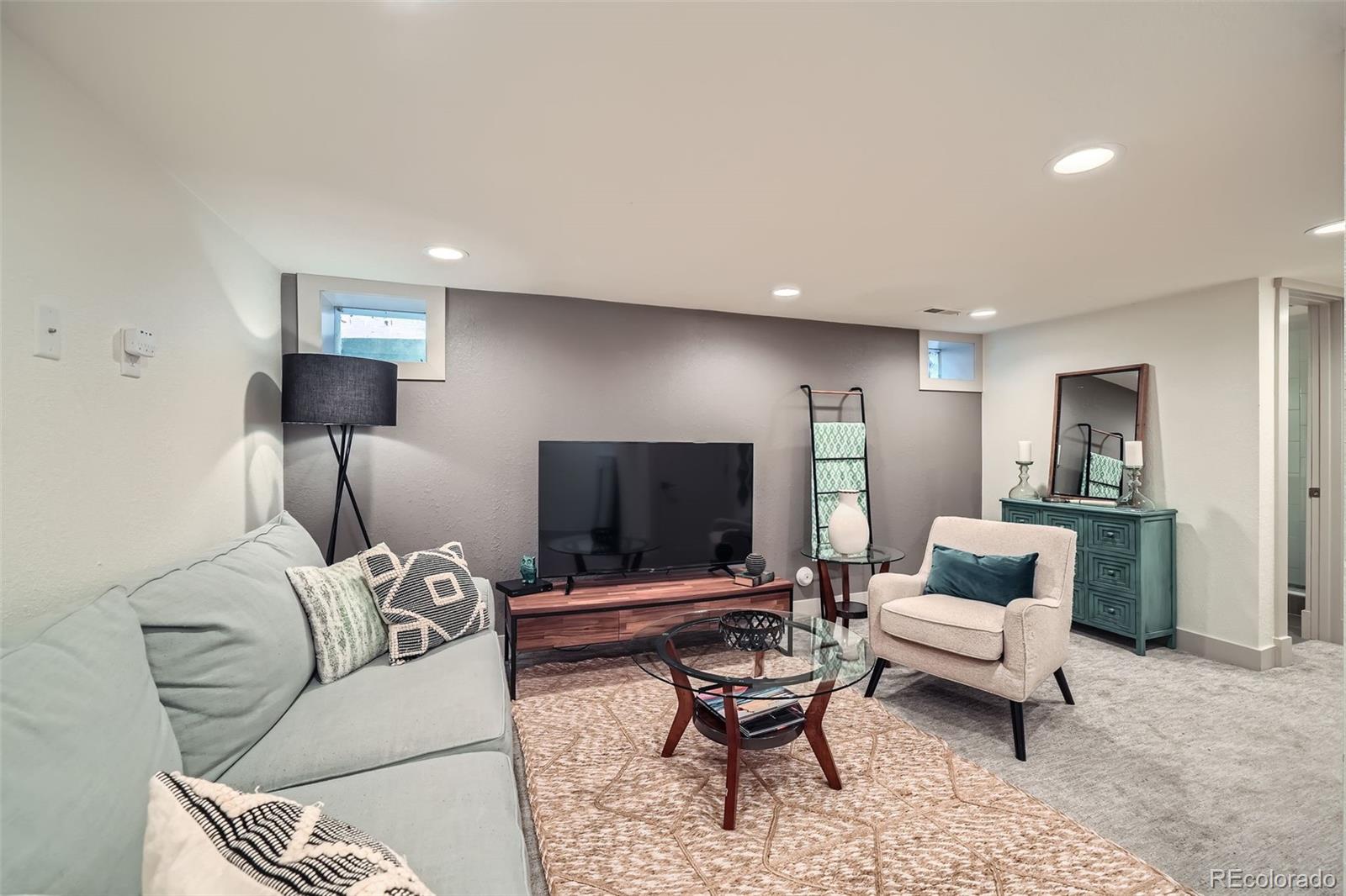 MLS Image #14 for 2436 w 34th avenue,denver, Colorado