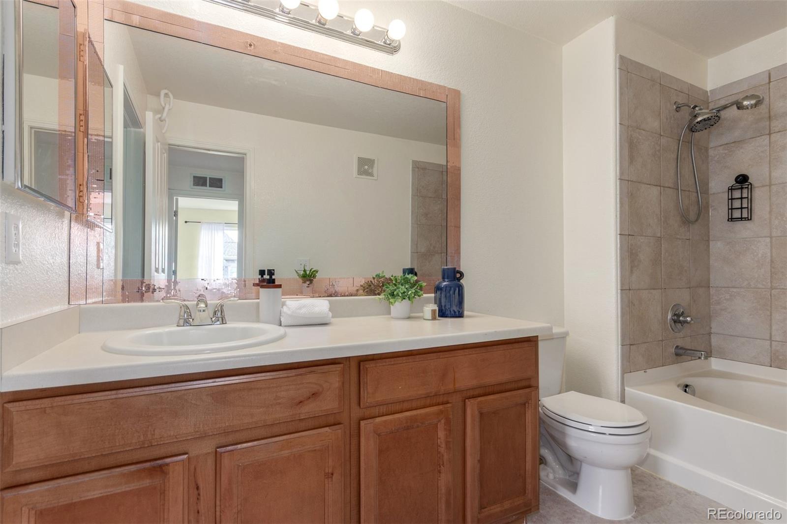 MLS Image #16 for 5722 s addison way,aurora, Colorado