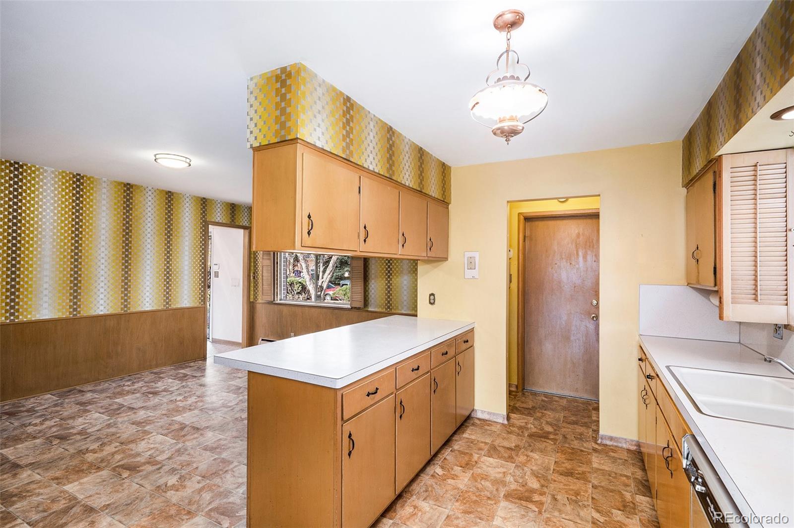 MLS Image #9 for 672 s pontiac street,denver, Colorado