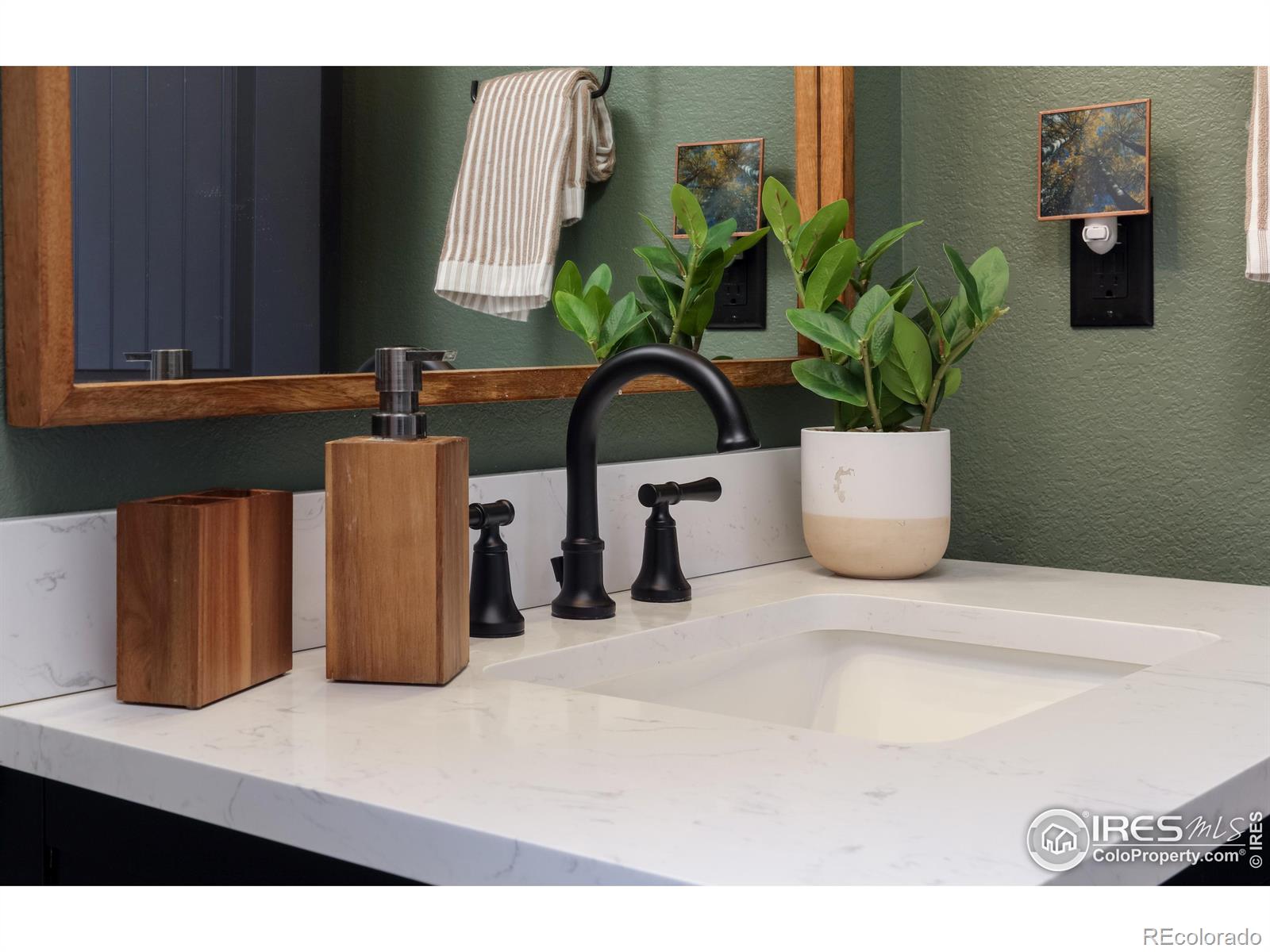 MLS Image #31 for 57  makah lane,lyons, Colorado
