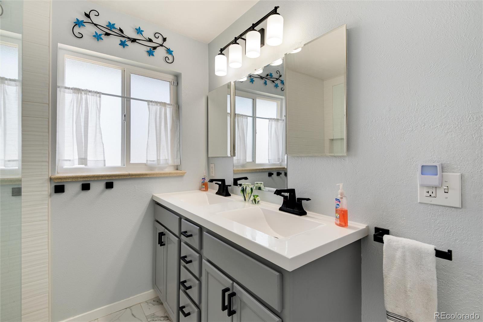 MLS Image #21 for 6930 s delaware street,littleton, Colorado