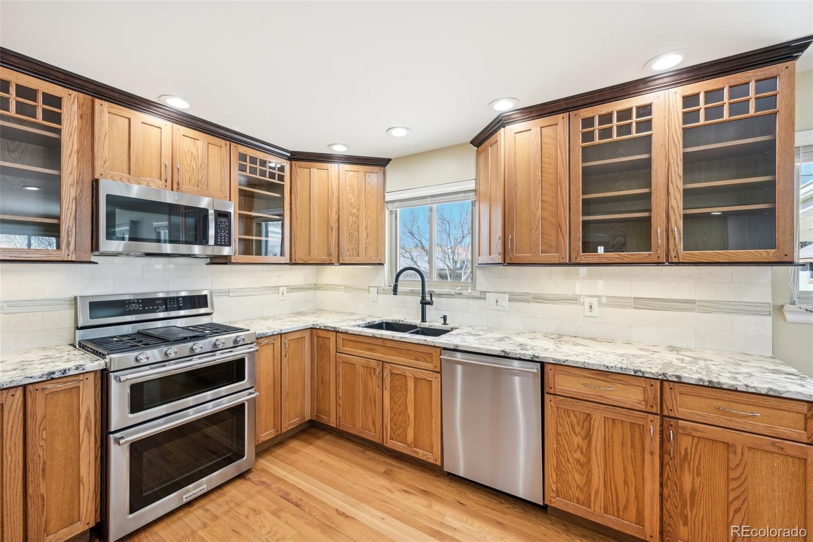 MLS Image #13 for 3293 s florence court,denver, Colorado