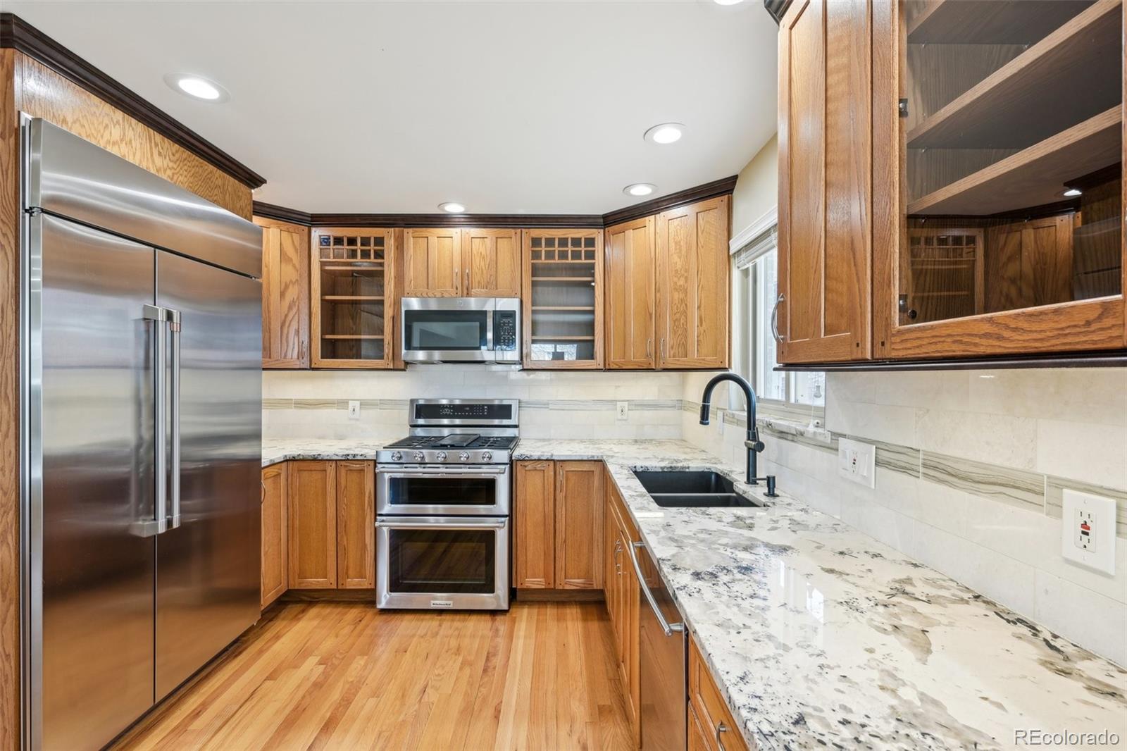 MLS Image #14 for 3293 s florence court,denver, Colorado