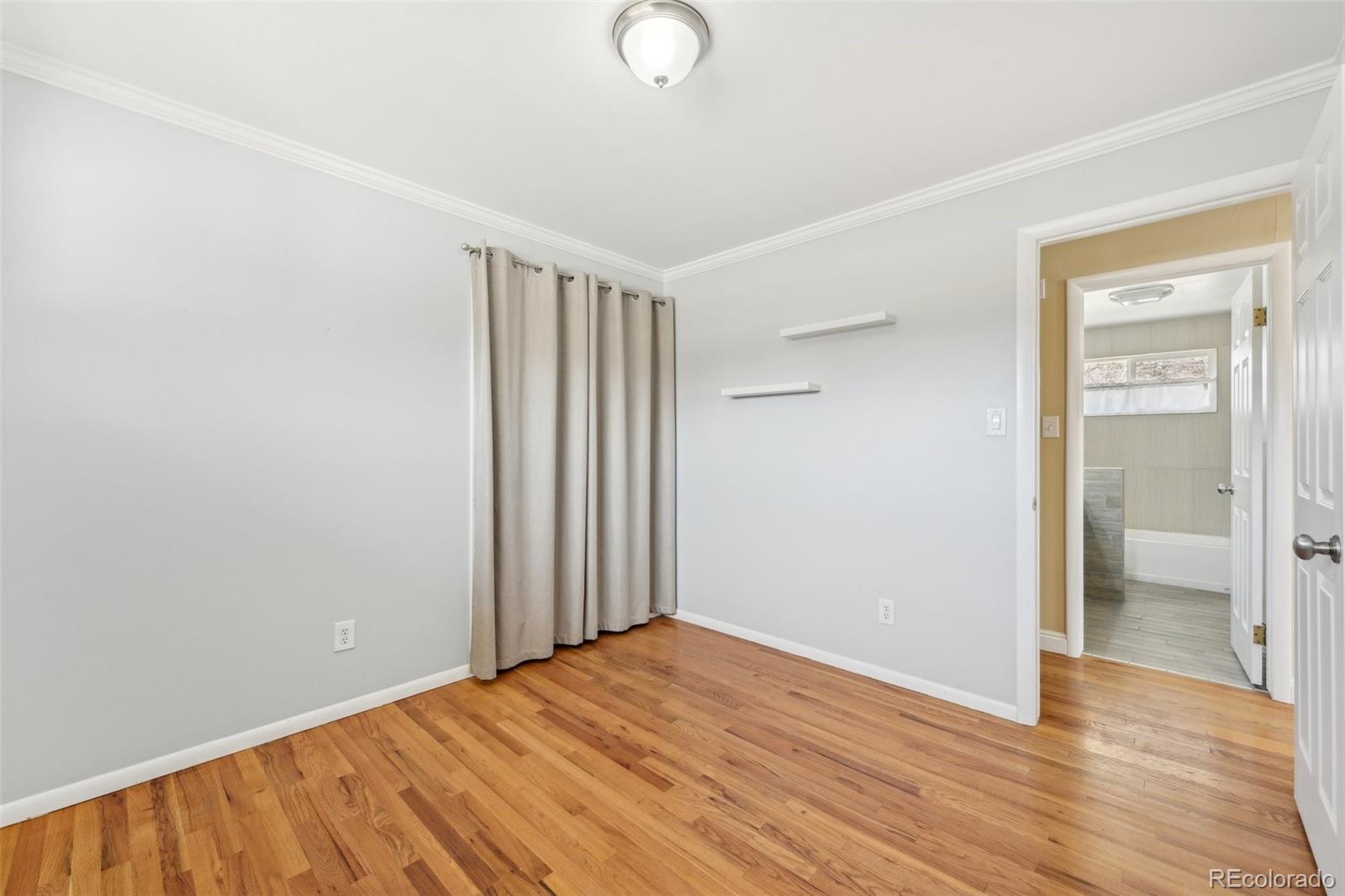 MLS Image #19 for 3293 s florence court,denver, Colorado