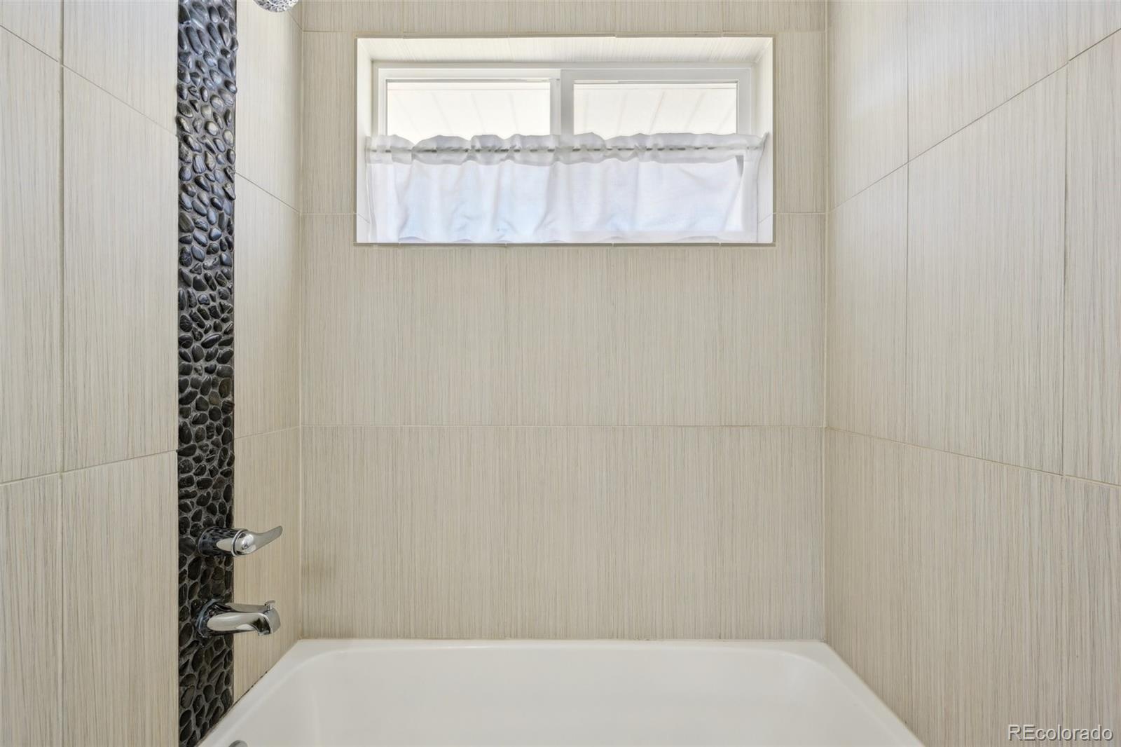 MLS Image #21 for 3293 s florence court,denver, Colorado