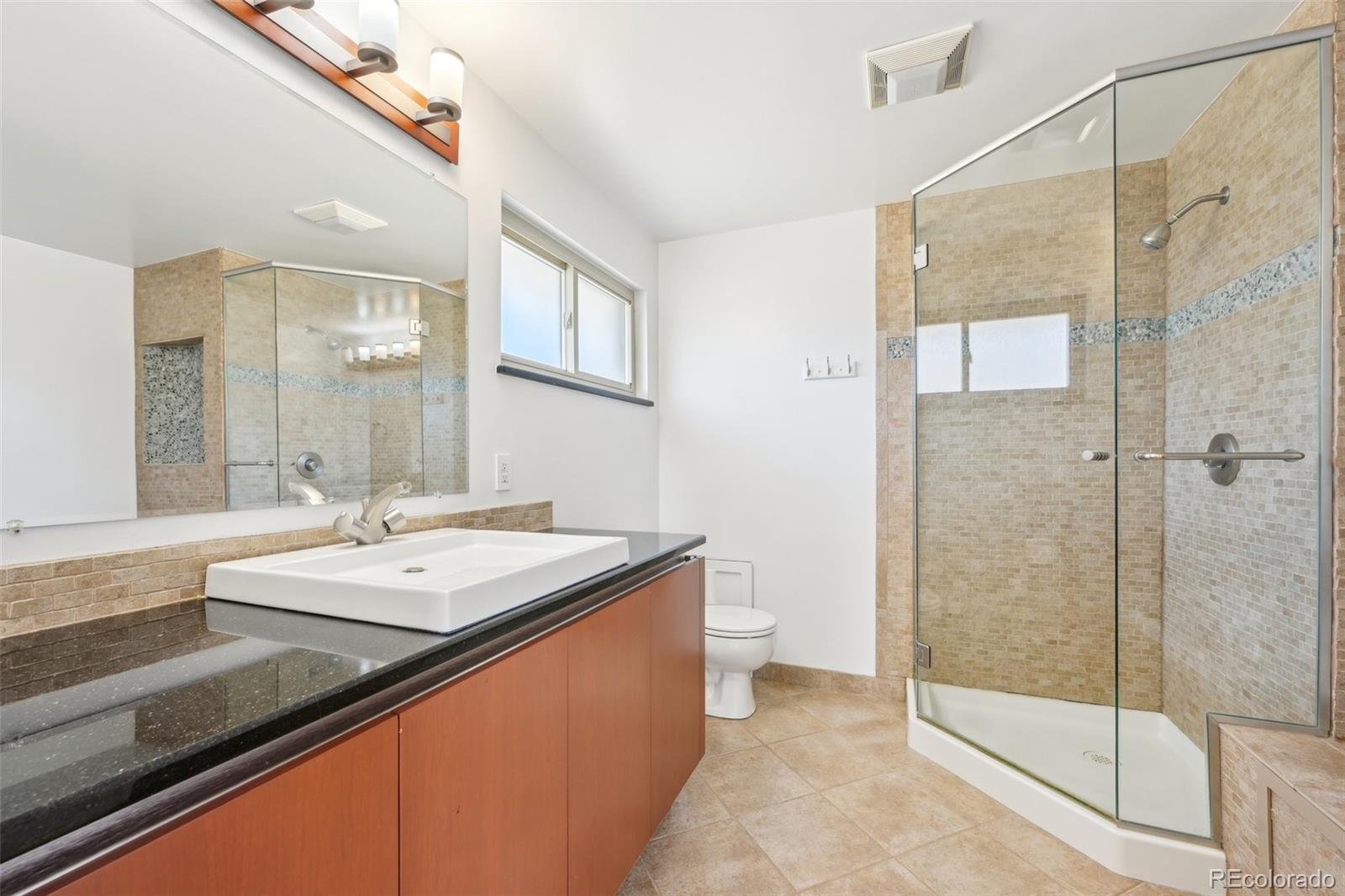 MLS Image #27 for 3293 s florence court,denver, Colorado