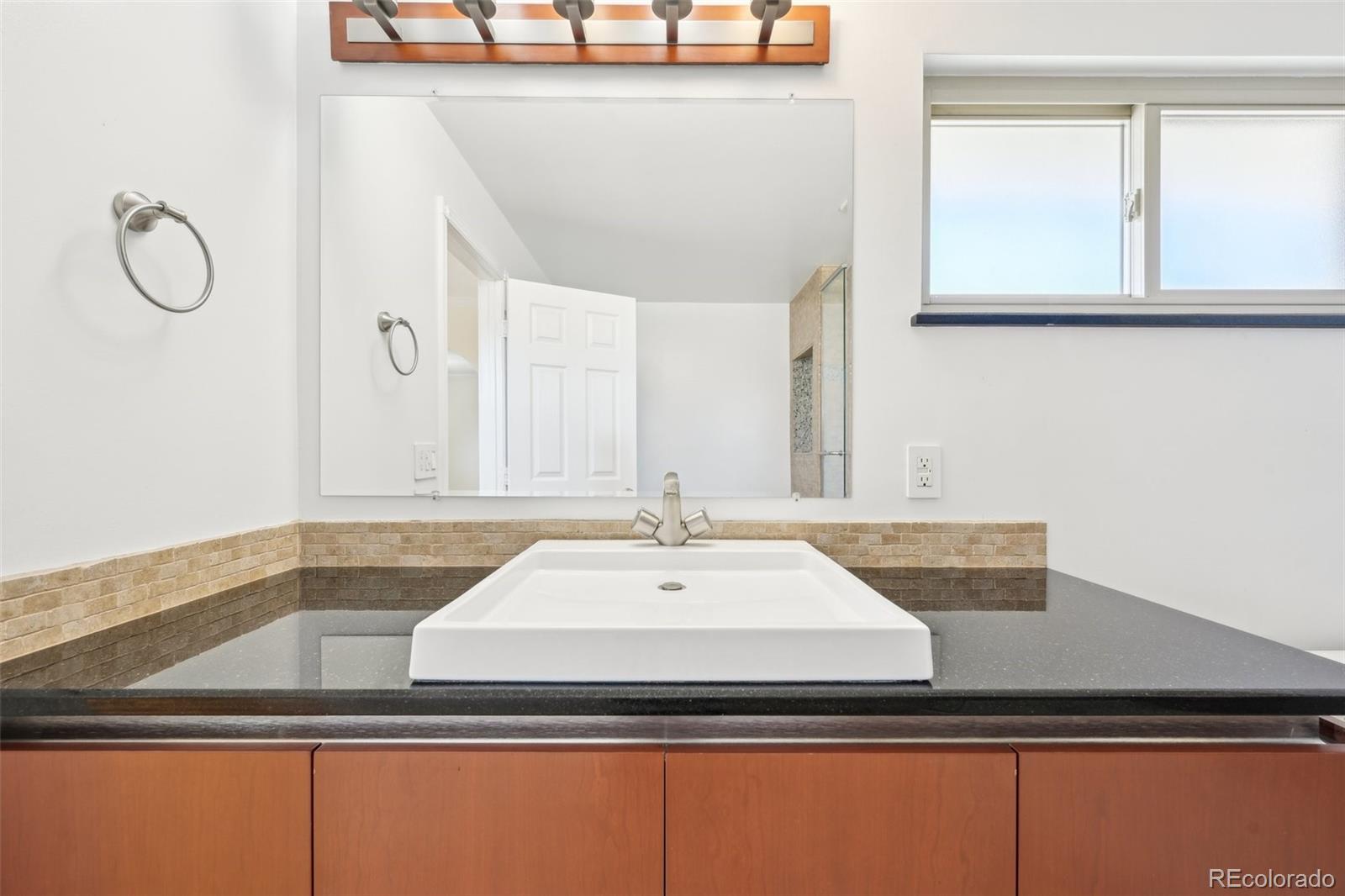 MLS Image #28 for 3293 s florence court,denver, Colorado
