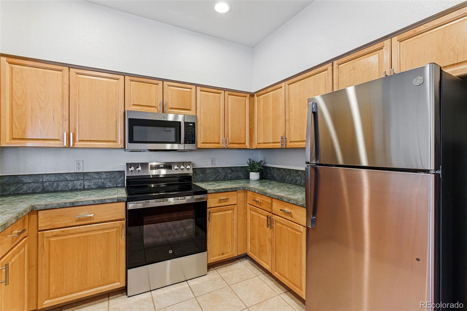 MLS Image #12 for 2901  wyandot street 18,denver, Colorado