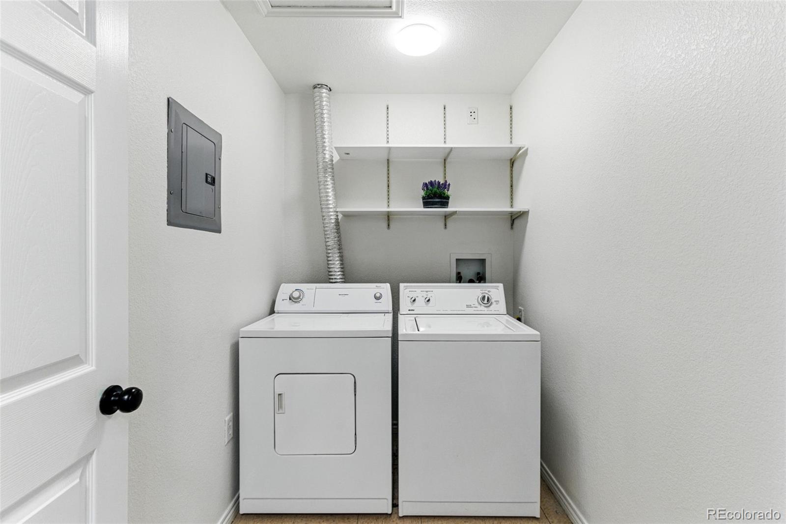 MLS Image #14 for 2901  wyandot street 18,denver, Colorado