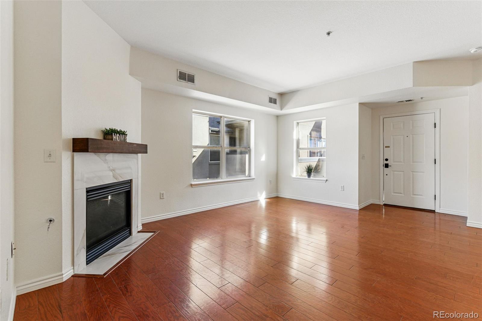 MLS Image #5 for 2901  wyandot street 18,denver, Colorado