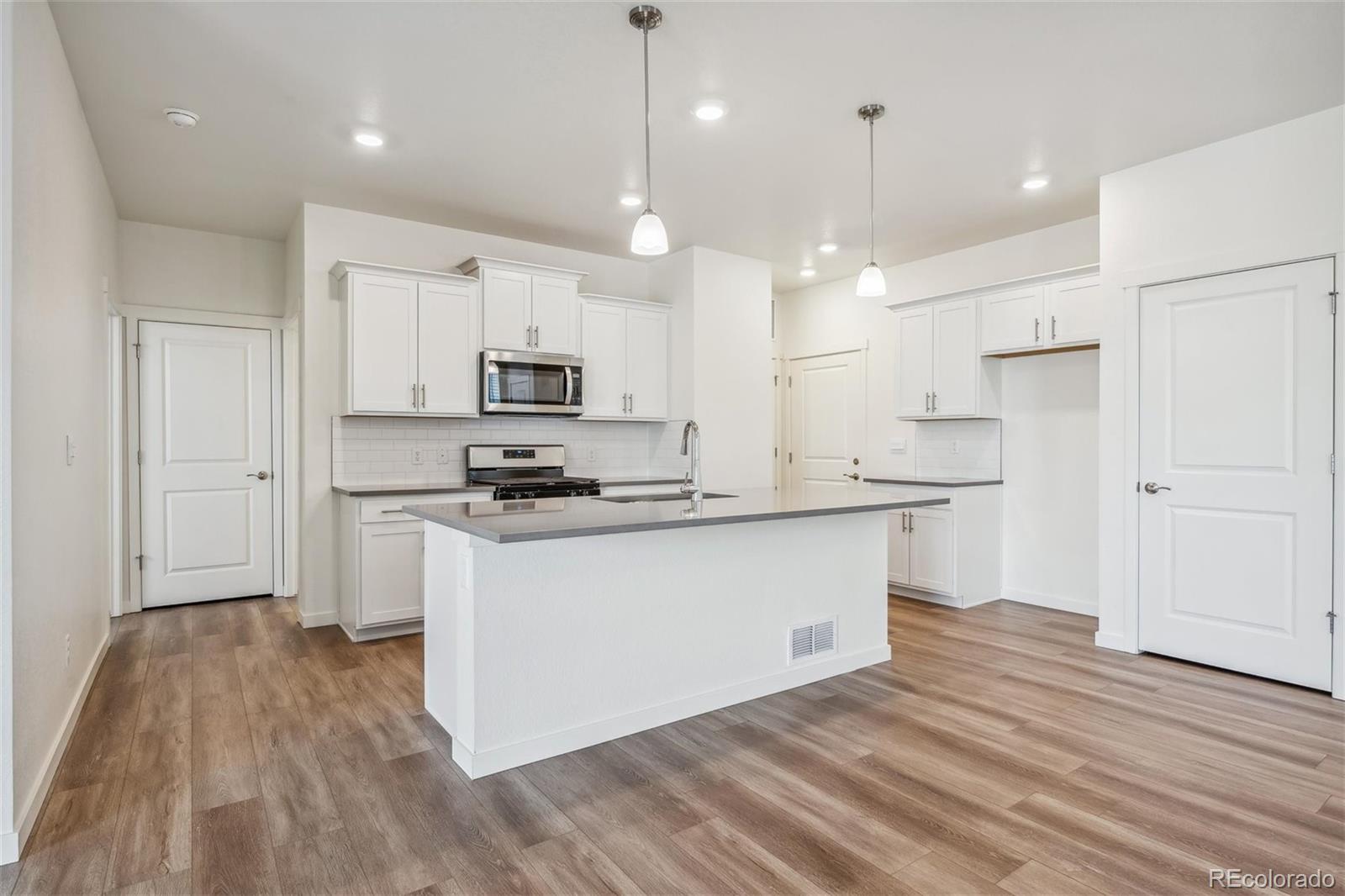 MLS Image #5 for 8527  castleabra drive,fountain, Colorado