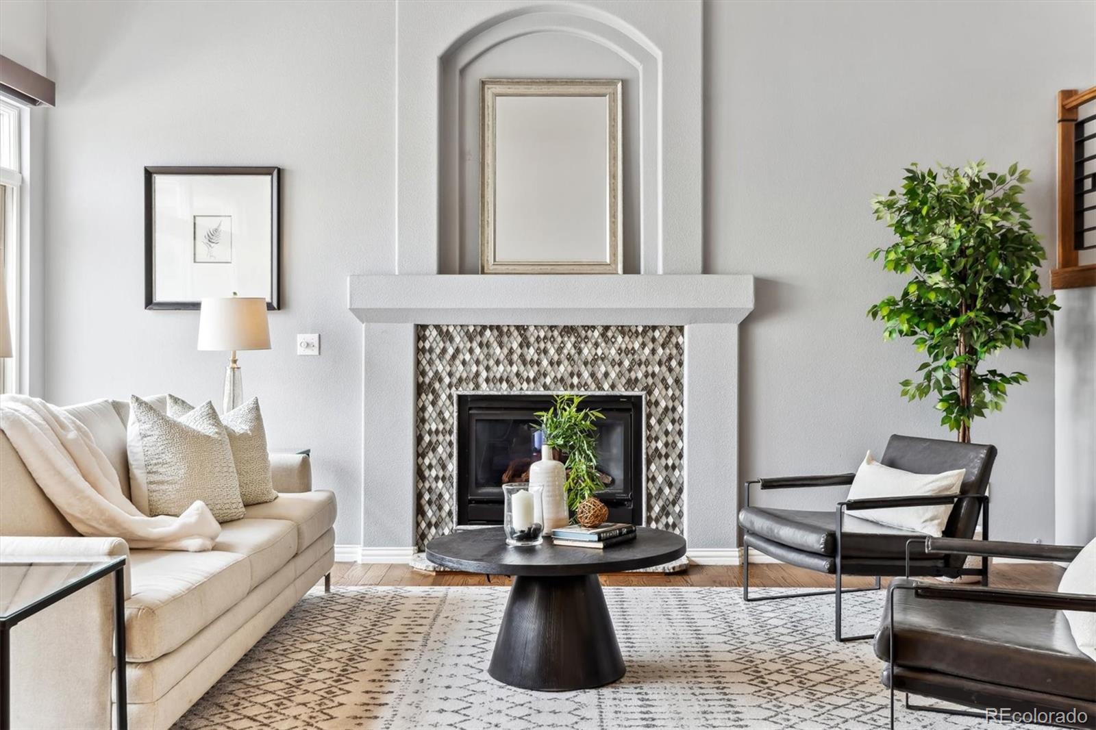 MLS Image #10 for 1011 s valentia street,denver, Colorado