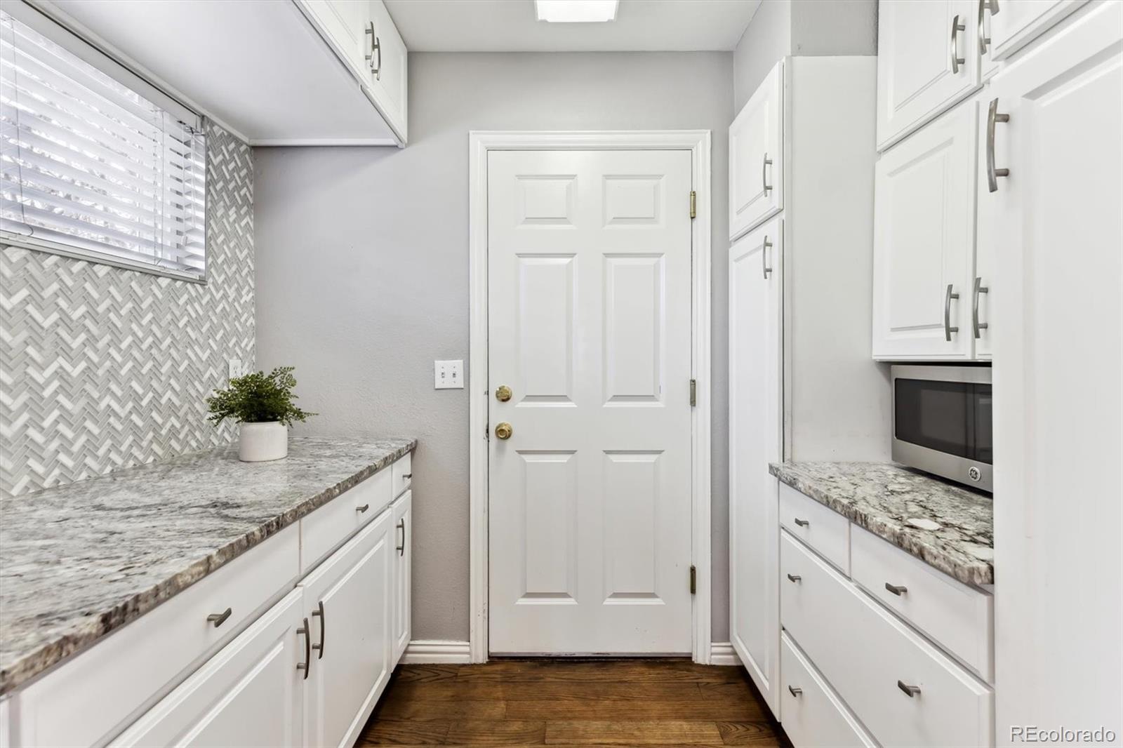 MLS Image #15 for 1011 s valentia street,denver, Colorado