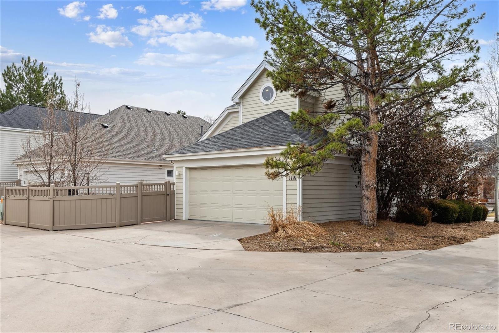 MLS Image #29 for 1011 s valentia street,denver, Colorado