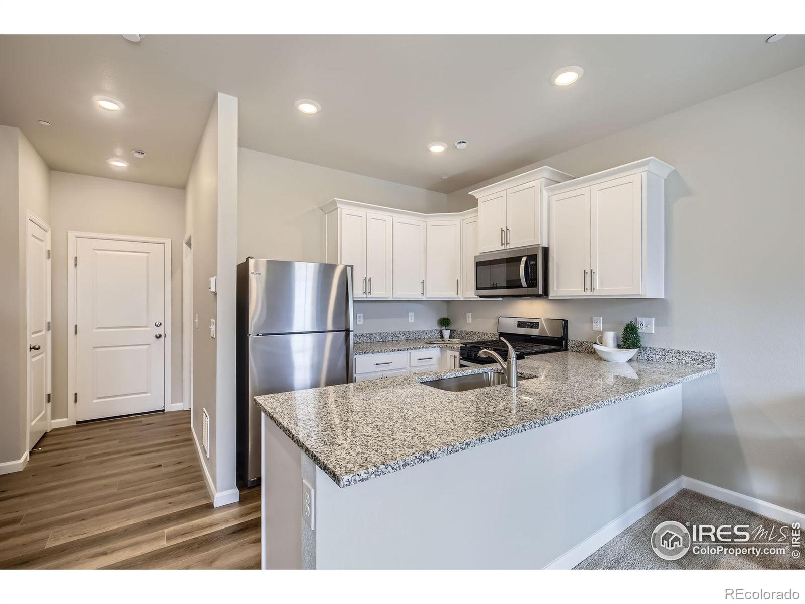 MLS Image #8 for 141  robin road,johnstown, Colorado