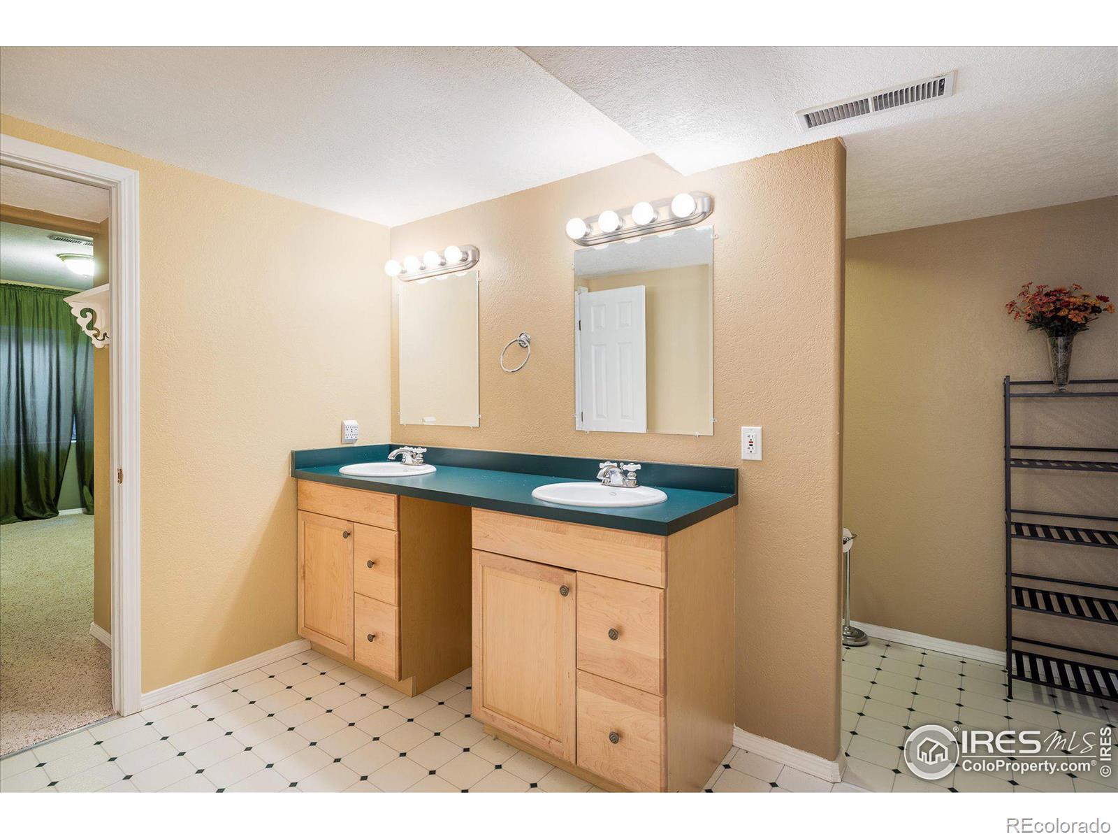 MLS Image #22 for 9094 w 103rd avenue,broomfield, Colorado