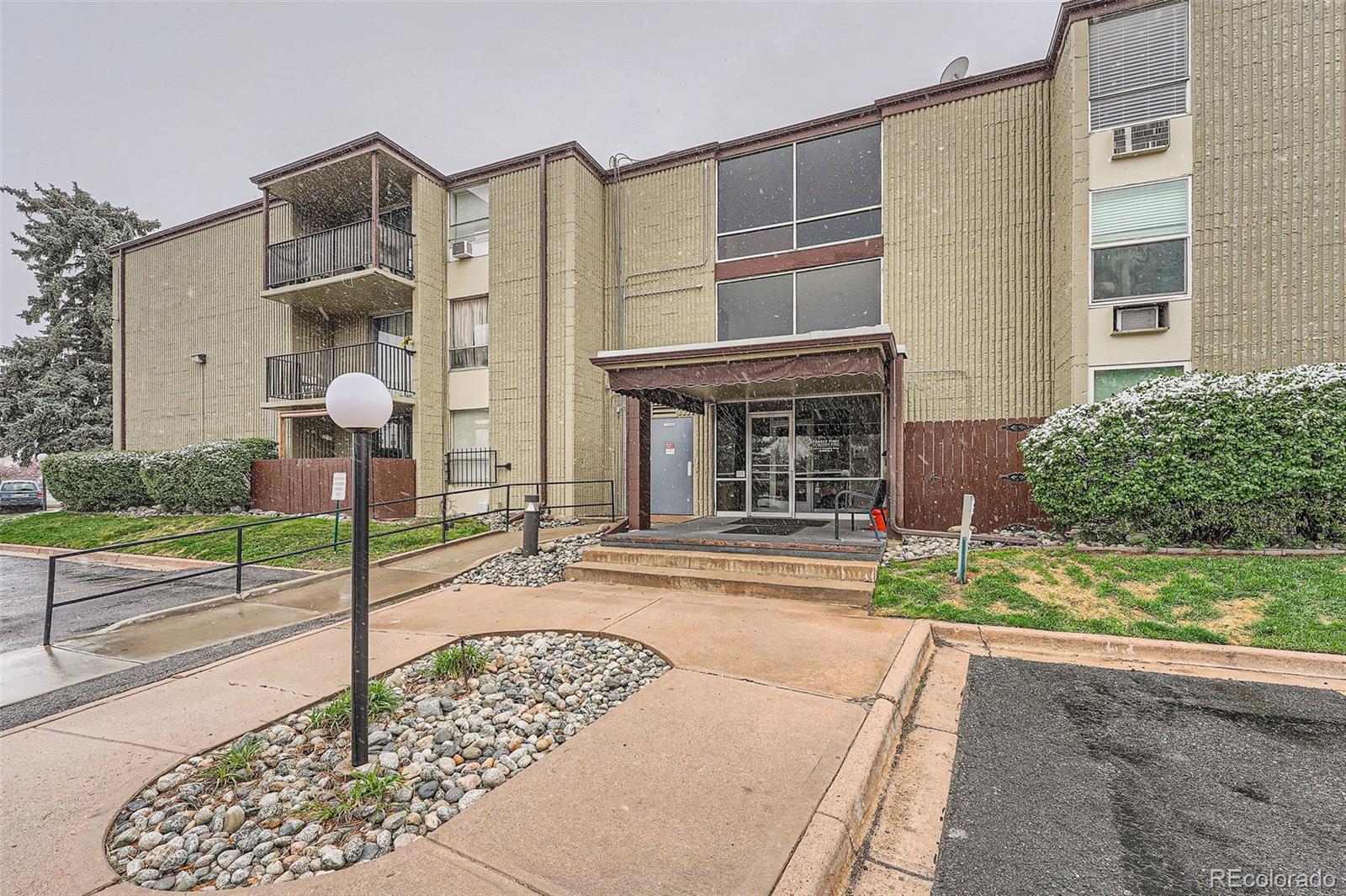 MLS Image #0 for 2231 s vaughn way,aurora, Colorado